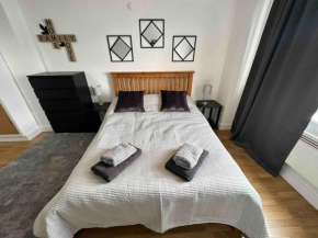 Bright and cosy 1 bed flat next to Tower Bridge